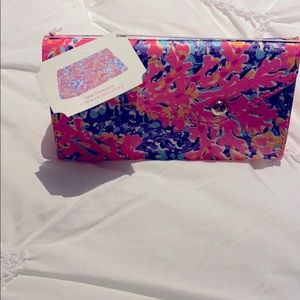 LILLY PULITZER SUNGLASS CASE COLLAPSABLE